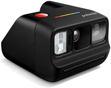 Polaroid Go Generation 3 Bundle - Mini Instant Film Camera + 16 Color Photos - Black (6659) - Only Compatible with Go Film - Image 3