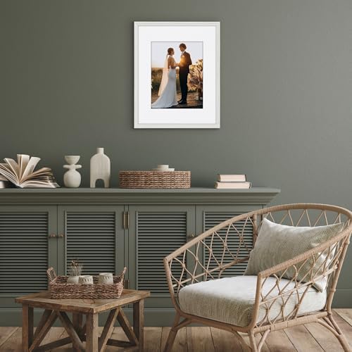 Americanflat 16x20 Vintage Picture Frame - Matted to 11x14 - White - Image 4