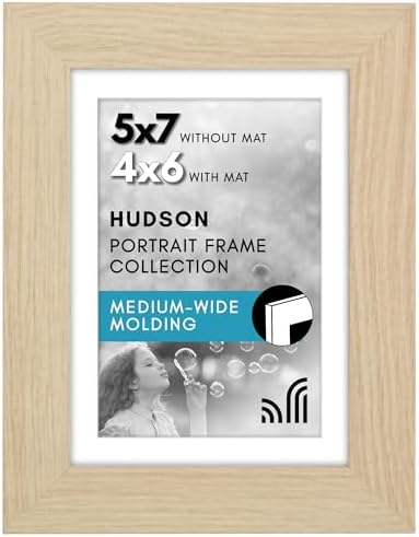 Americanflat 5x7 Picture Frame - Matted to 4x6 - Natural Oak by Americanflat