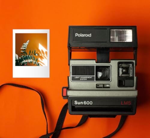 Polaroid 600 Sun600 LMS Instant Film Camera, Silver and Black (Renewed) - Image 6