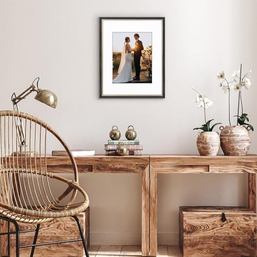 Americanflat 16x20 Vintage Picture Frame - Matted to 11x14 - Black & Gold - Image 4
