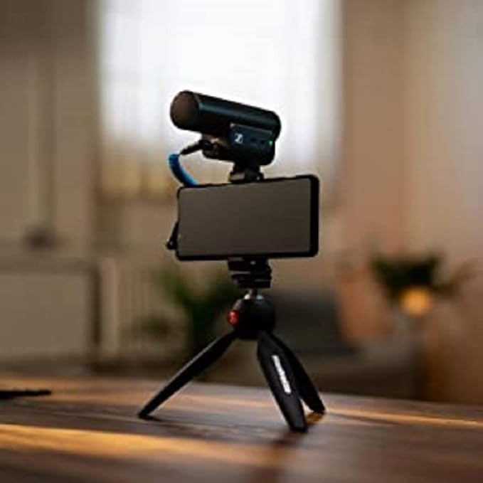 SENNHEISER Professional MKE 400 Directional On-Camera Shotgun Microphone with 3.5mm TRS and TRRS Connectors for DSLR, Mirrorless & Mobile , Connects with Auxiliary - Image 5