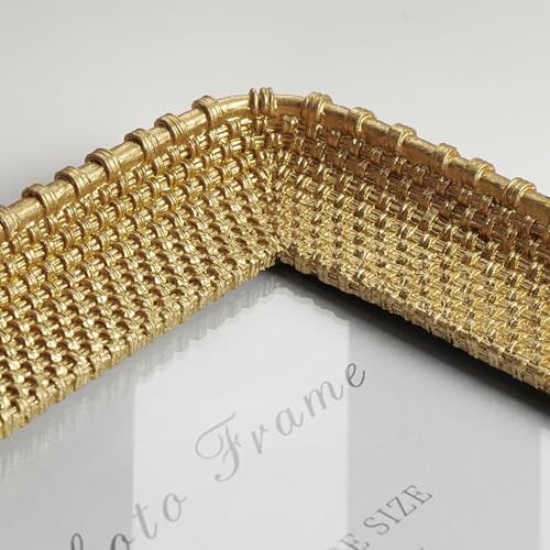 Cuspin 4x6 Gold Picture Frame, Vintage Rattan Textured Resin Photo Frame - Image 4