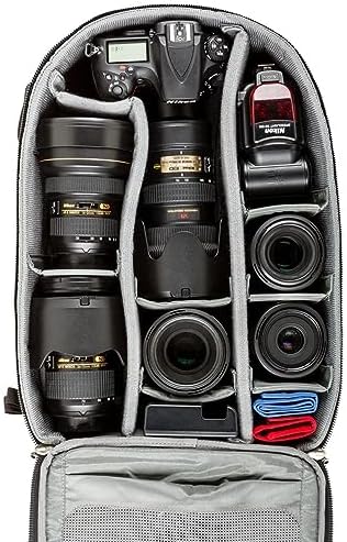 Think Tank Airport Essentials Backpack for Standard DSLR System, 300mm f/2.8/iPad/13 Laptop, Small - Image 4