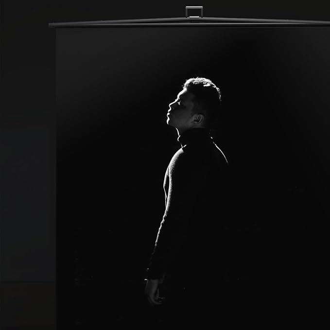 【Easy Set Up】 RAUBAY 59.8 x 82.7in Collapsible Black Backdrop Screen | Portable Retractable Panel Photo Background with Stand for Video Conference, Photographic Studio, Streaming - Image 6