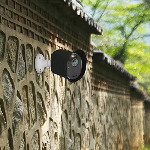 kwmobile Silicone Cover for Arlo Ultra/Arlo Pro 3 / Pro 4 Cover - TPU Protective Camera Skin with Sun Shield - Weather-Resistant - Black - Image 2