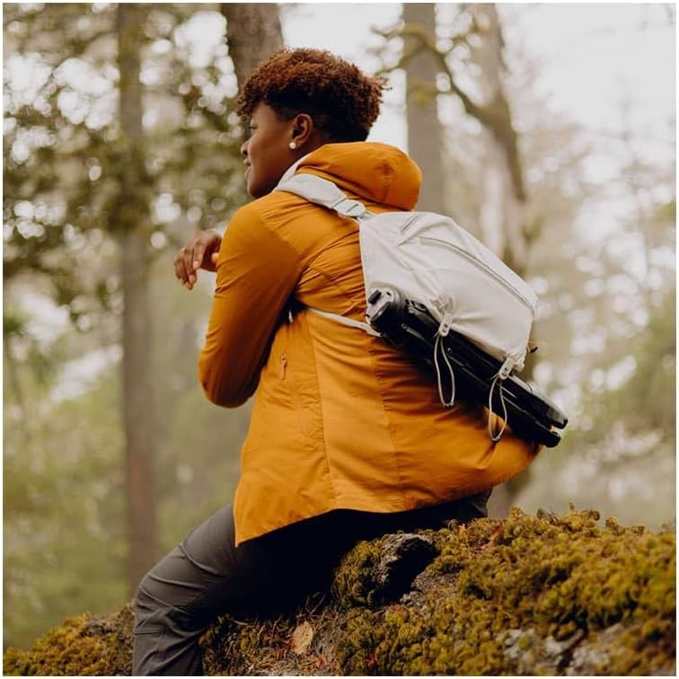 Peak Design Outdoor Sling 7L, Cloud, Padded Adjustable Shoulder Strap for Crossbody or Waist Carry, 10 Pockets, Ideal for Carrying Cameras and Essentials, Versatile Sling Bag for Men and Women - Image 2