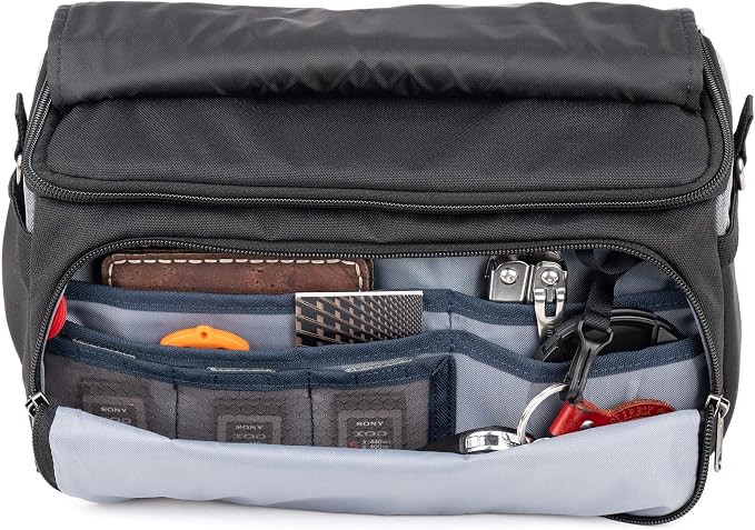 Think Tank Mirrorless Mover 25 Camera Bag (Coast Green) Large - Image 6
