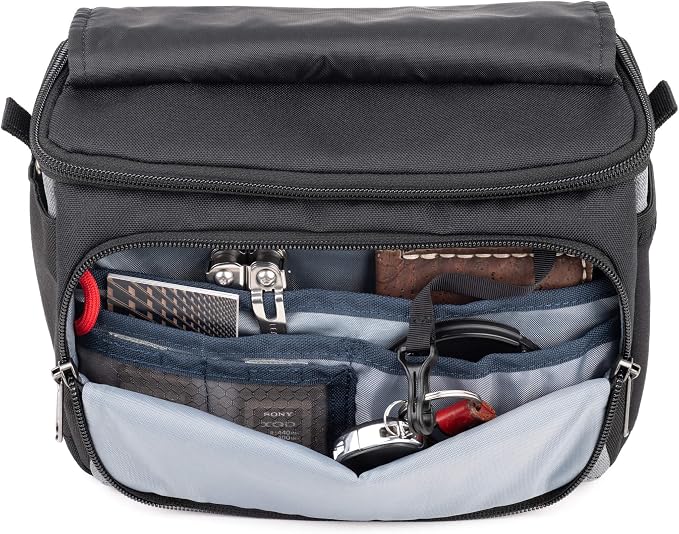Think Tank Mirrorless Mover 20 Camera Bag (Coast Green) Medium/Large - Image 6